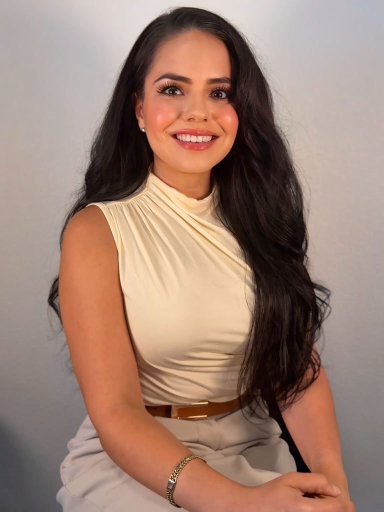 Madeleine Pena, LMSW